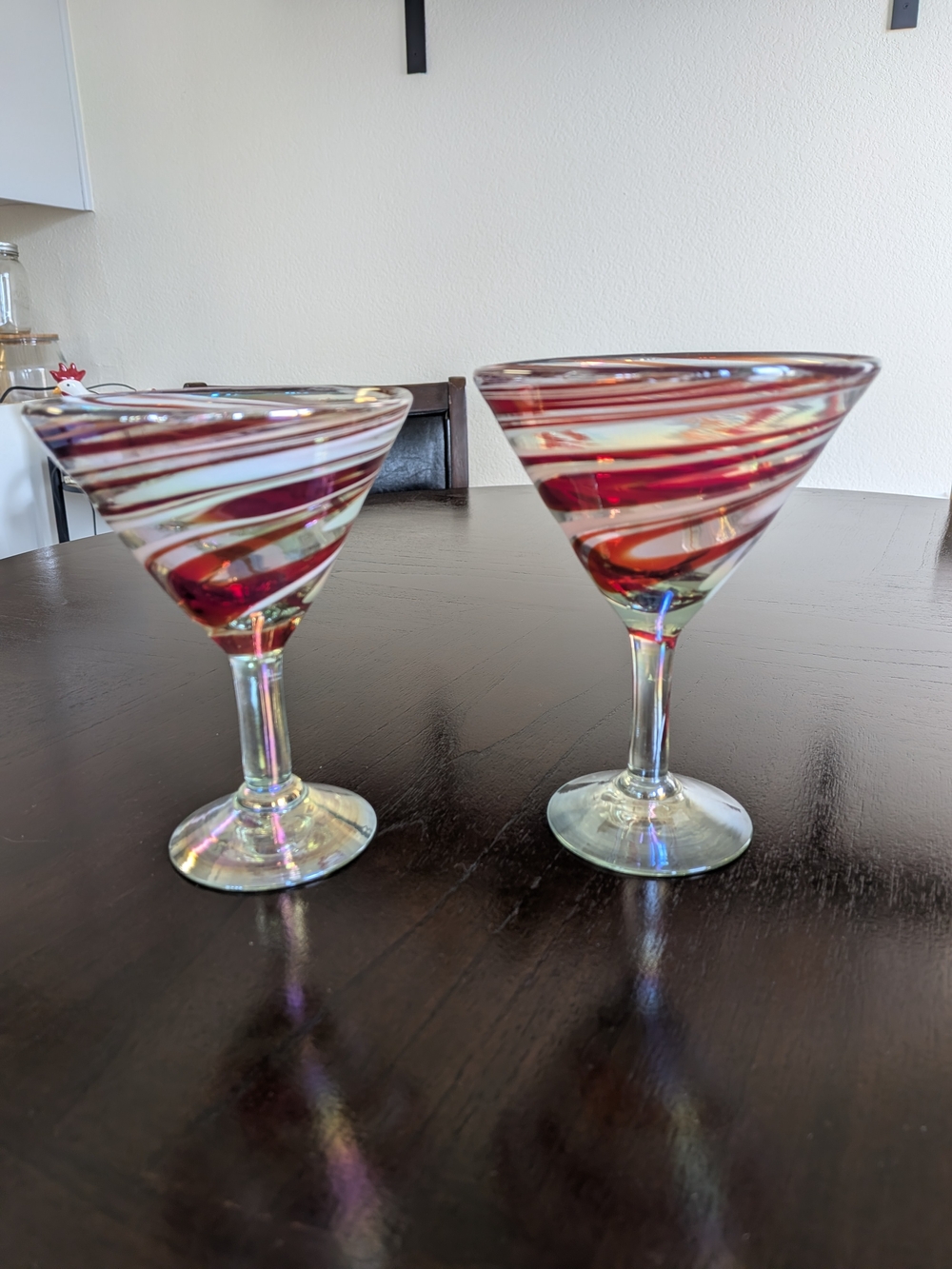 Set of 2 Handblown Artisan Martini Glasses - Globeln